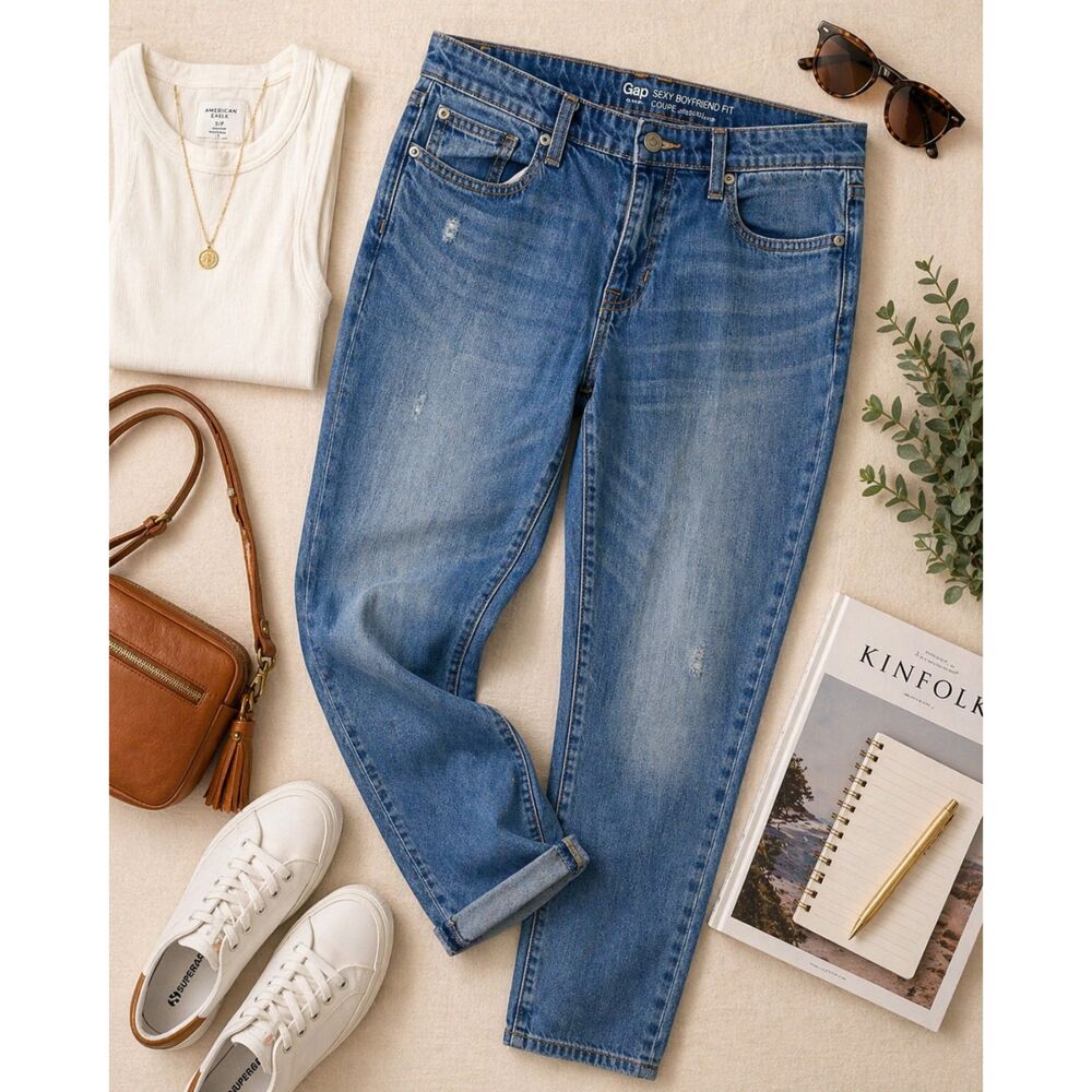 Gap Sexy Boyfriend Fit Coupe  Blue Jeans Size 10  (35x27) (1004)